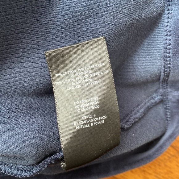 NWT Aritzia Sunday Best Velvet Henri T-Shirt in Total Eclipse Navy Blue Small - Picture 13 of 13